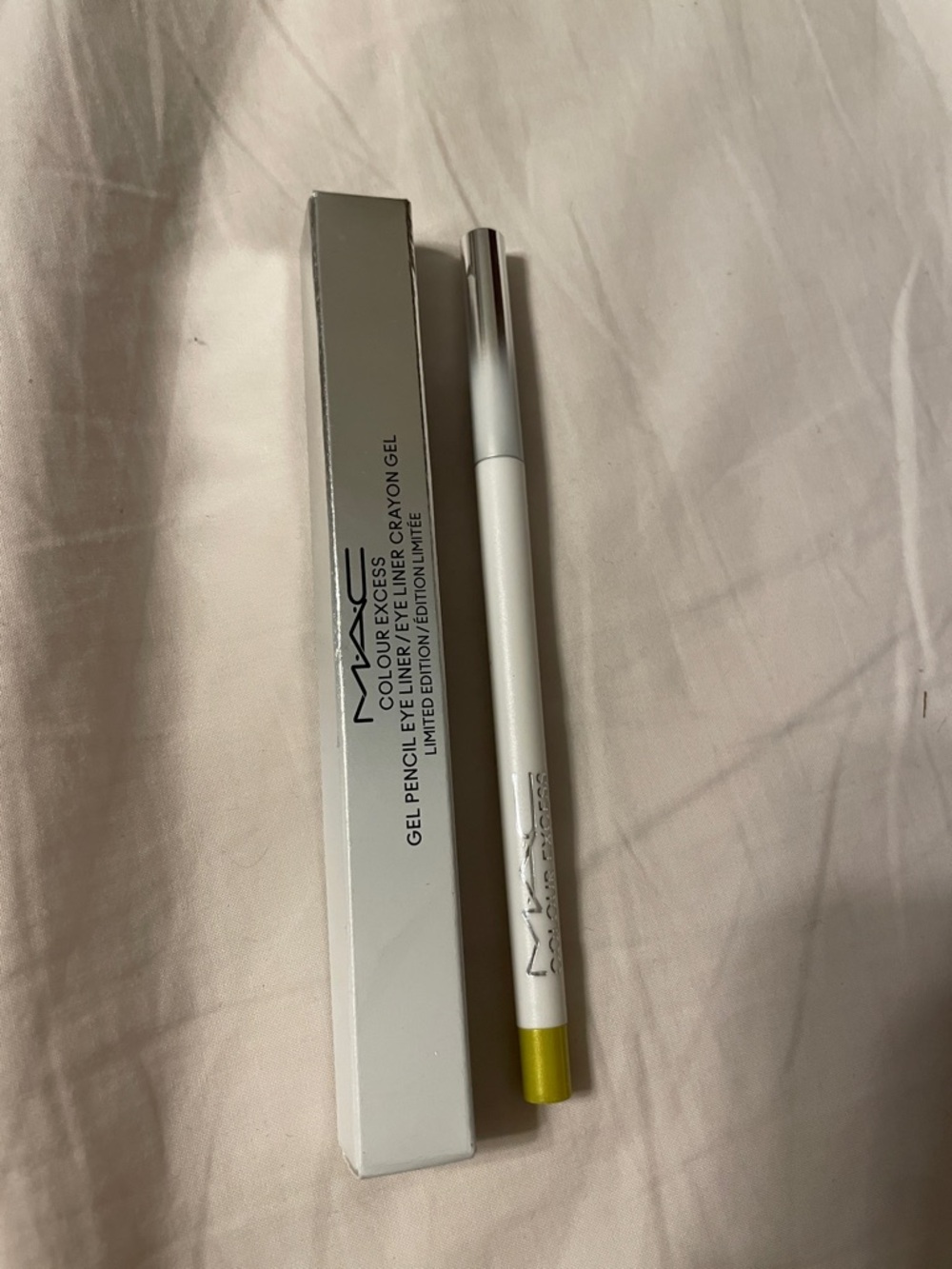 MAC Cosmetics Gel Pencil Eyeliner — gleam on